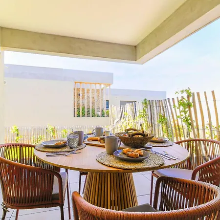 Apartment Select'sohome - Pour 4 Personnes Dans D'exception Avec Piscine Et Parking Prive A ! - Capnat-c02 *